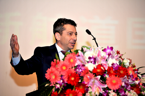 Erez Tocker先生致辭新航道十周年 美國Kaplan執行董事Erez Tocker先生致辭新航道十周年